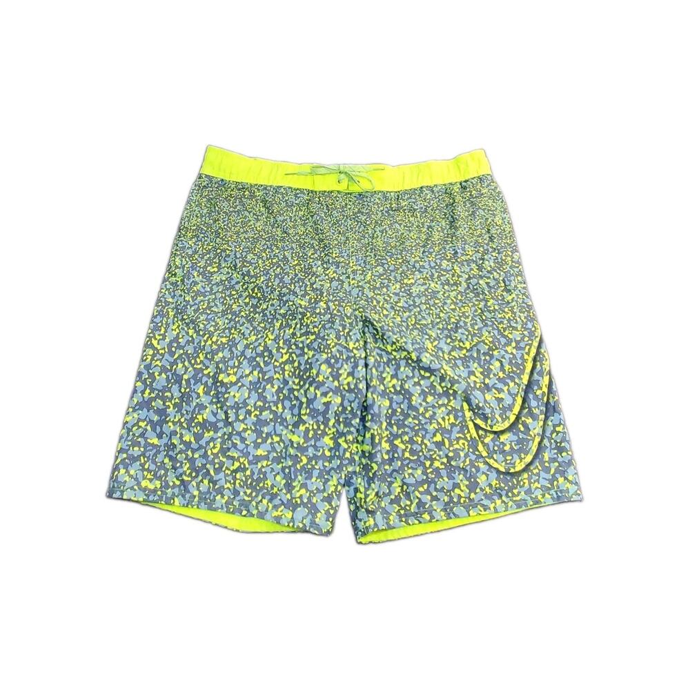 Nike Shorts Mens Sz M Green Camo Patch Swoosh Logo Swim Trunks Pool Beach C20-45